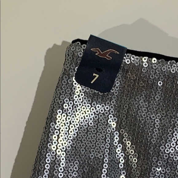 Hollister | Sequined Mini Skirt - Picture 4 of 6